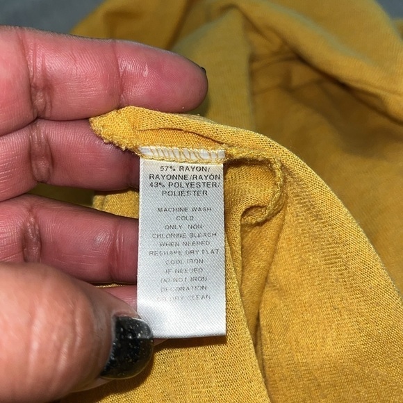 LOFT Women's Short Sleeve Casual Tee Shirt Top Rayon Blend Yellow Size Large - Picture 6 of 6